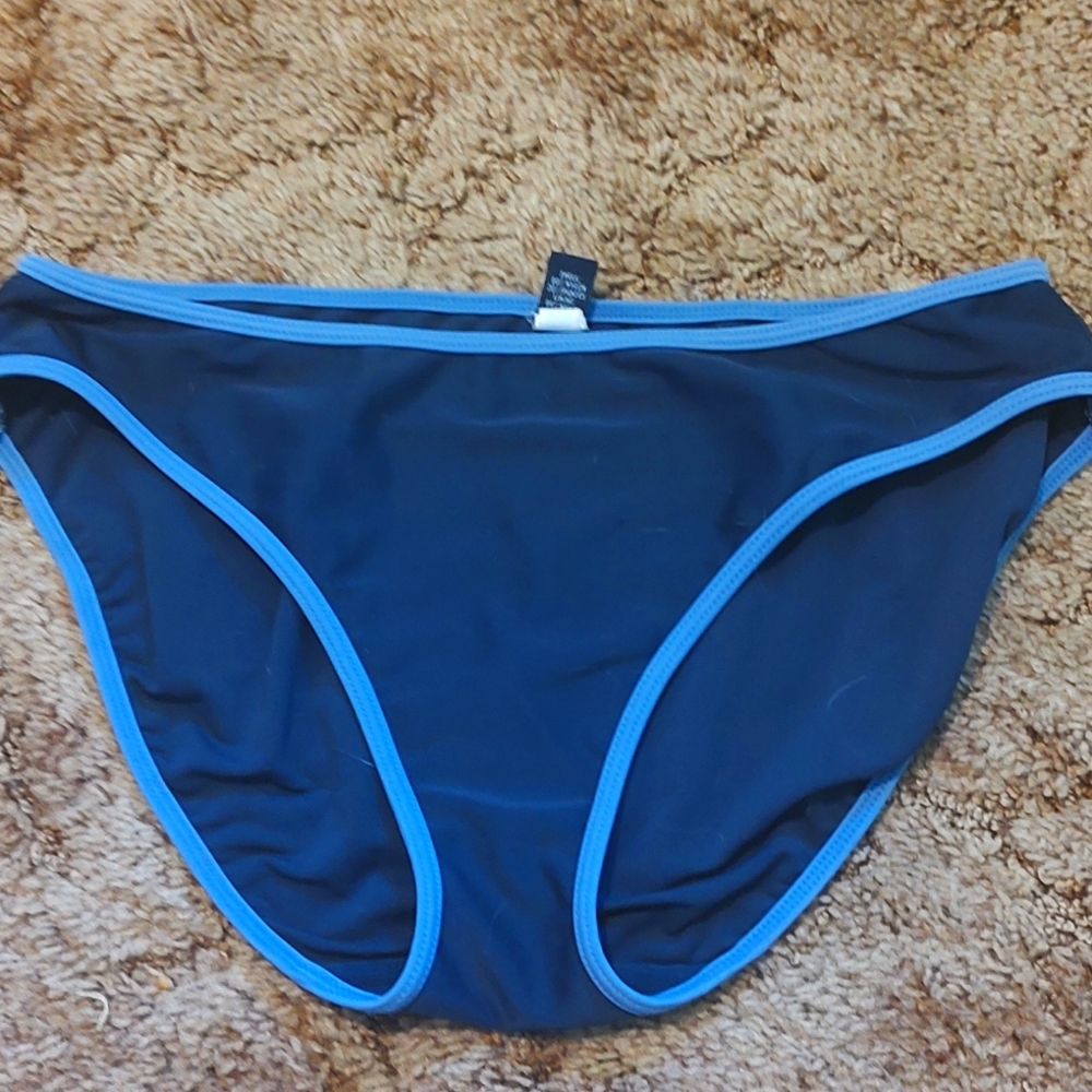 Gap bikini bottom